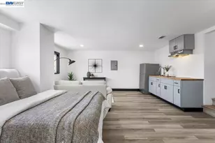 5301 Brann St, Oakland, CA 94619 - Photo 67