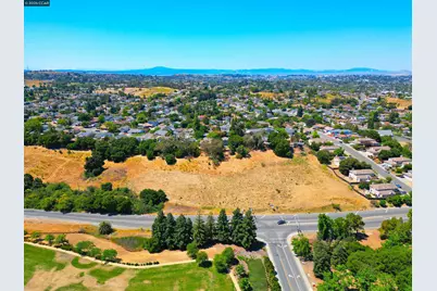 1025 Columbus Pkwy, Vallejo, CA 94591 - Photo 13