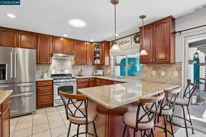 36874 Laurel St, Newark, CA 94560 - Photo 3