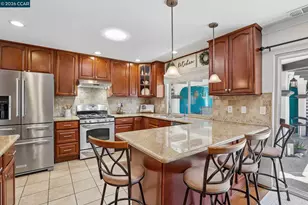 36874 Laurel St, Newark, CA 94560 - Photo 3