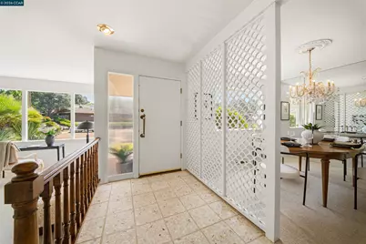16985 Lamont Ct, Castro Valley, CA 94546 - Photo 3