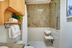 4080 Kuhnle Ave, Oakland, CA 94605 - Photo 29