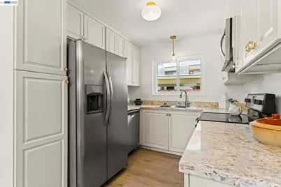 21065 Baker Road, Castro Valley, CA 94546 - Photo 7