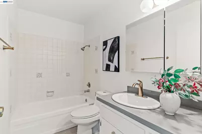 21065 Baker Road, Castro Valley, CA 94546 - Photo 23