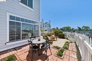 807 Commodore Dr, Richmond, CA 94804 - Photo 7