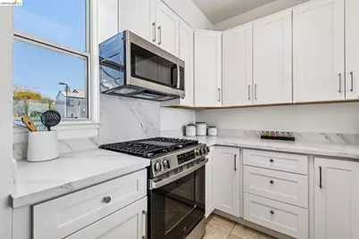 807 Commodore Drive, Richmond, CA 94804 - Photo 27