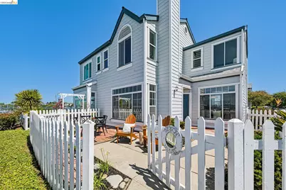 807 Commodore Drive, Richmond, CA 94804 - Photo 5