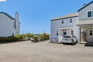 807 Commodore Dr, Richmond, CA 94804 - Photo 47