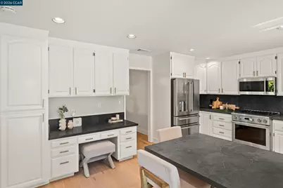 186 Arlene Dr, Walnut Creek, CA 94595 - Photo 15