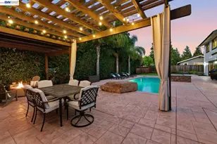809 Contada Cir, Danville, CA 94526 - Photo 43