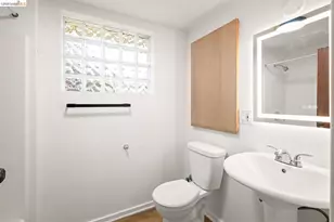 3863 West St, Oakland, CA 94608 - Photo 43
