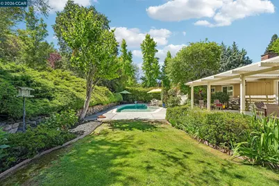 340 Donald Dr, Moraga, CA 94556 - Photo 53