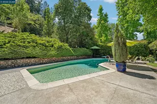340 Donald Dr, Moraga, CA 94556 - Photo 29