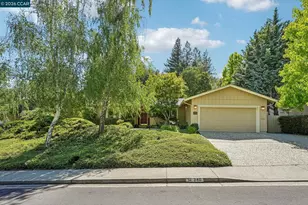 340 Donald Dr, Moraga, CA 94556 - Photo 1
