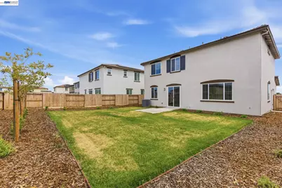 2261 Hewins Street, Manteca, CA 95337 - Photo 21