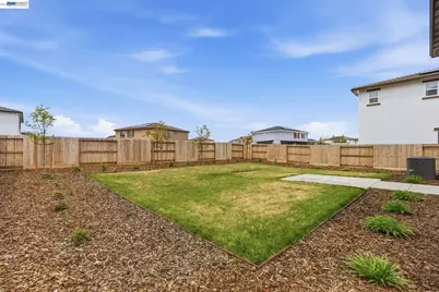 2261 Hewins Street, Manteca, CA 95337 - Photo 23