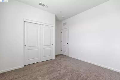 2261 Hewins Street, Manteca, CA 95337 - Photo 41