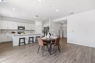 2261 Hewins St, Manteca, CA 95337 - Photo 13