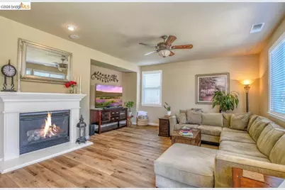 5539 Arcadia Cir, Discovery Bay, CA 94505 - Photo 9