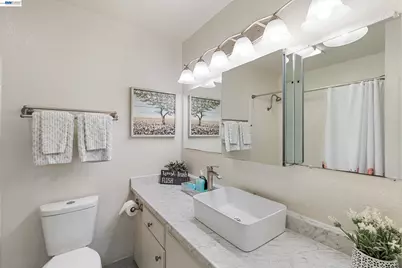 2161 Northwood Cir #D, Concord, CA 94520 - Photo 33