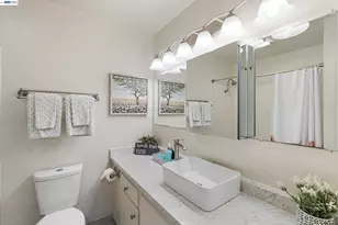 2161 Northwood Cir, Concord, CA 94520 - Photo 33