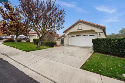 2063 Bluerock Court, Concord, CA 94521 - Photo 3