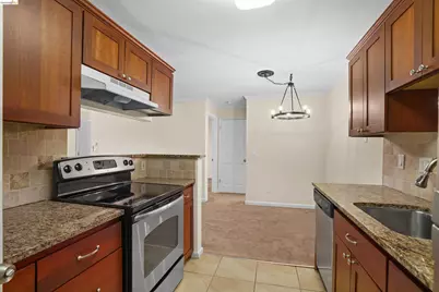 1505 Kirker Pass Rd #214, Concord, CA 94521 - Photo 17