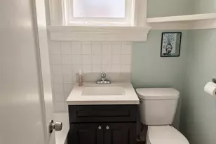 1086 66th St, Oakland, CA 94608 - Photo 3
