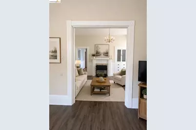 1086 66th St, Oakland, CA 94608 - Photo 41