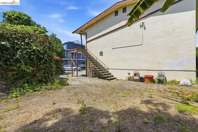 933 41st St, Oakland, CA 94608 - Photo 57