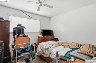 933 41st St, Oakland, CA 94608 - Photo 45