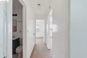 933 41st St, Oakland, CA 94608 - Photo 47
