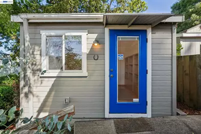 2452 Potomac St, Oakland, CA 94602 - Photo 37