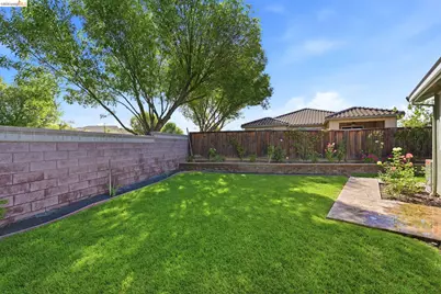 705 Pardee Ct, Discovery Bay, CA 94505 - Photo 33