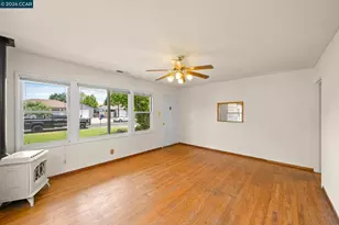 1831 Venice Dr, Concord, CA 94519 - Photo 9