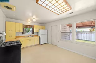 1831 Venice Dr, Concord, CA 94519 - Photo 15