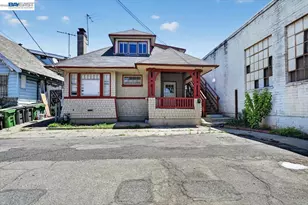 950 Loomis Ct, Oakland, CA 94606 - Photo 3