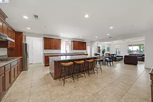389 Havasu Ct, Brentwood, CA 94513 - Photo 9