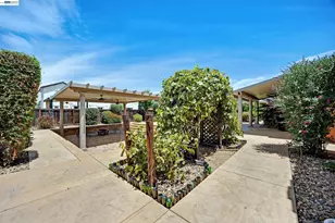 389 Havasu Ct, Brentwood, CA 94513 - Photo 41