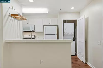 260 Caldecott Ln #307, Oakland, CA 94618 - Photo 19