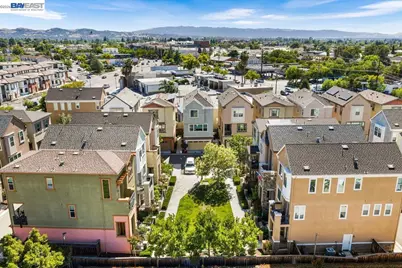 2707 Hollingbury Cmn, Livermore, CA 94550 - Photo 53