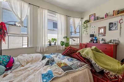 1032 Magnolia St, Oakland, CA 94607 - Photo 21