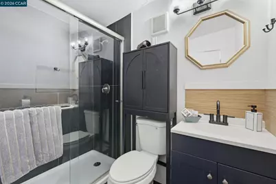2082 Overhill Rd, Concord, CA 94520 - Photo 27
