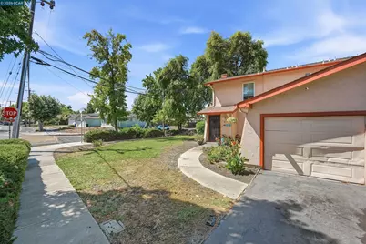 1891 Landana Dr #A, Concord, CA 94519 - Photo 3
