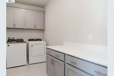 609 Channel Cir, Oakley, CA 94561 - Photo 7