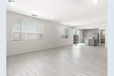 609 Channel Cir, Oakley, CA 94561 - Photo 3