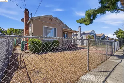 1100 101st Ave, Oakland, CA 94603 - Photo 3