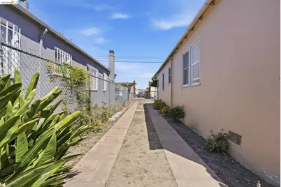 1100 101st Ave, Oakland, CA 94603 - Photo 33