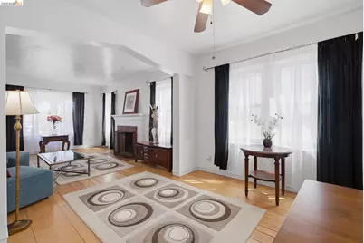 1100 101st Ave, Oakland, CA 94603 - Photo 7