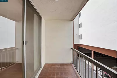 250 Whitmore St #106, Oakland, CA 94611 - Photo 21